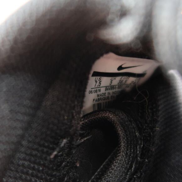 Nike Shoes Womens 7.5 Roshe One Athletic Trainer Running Casual Sneaker Black - Picture 11 of 11